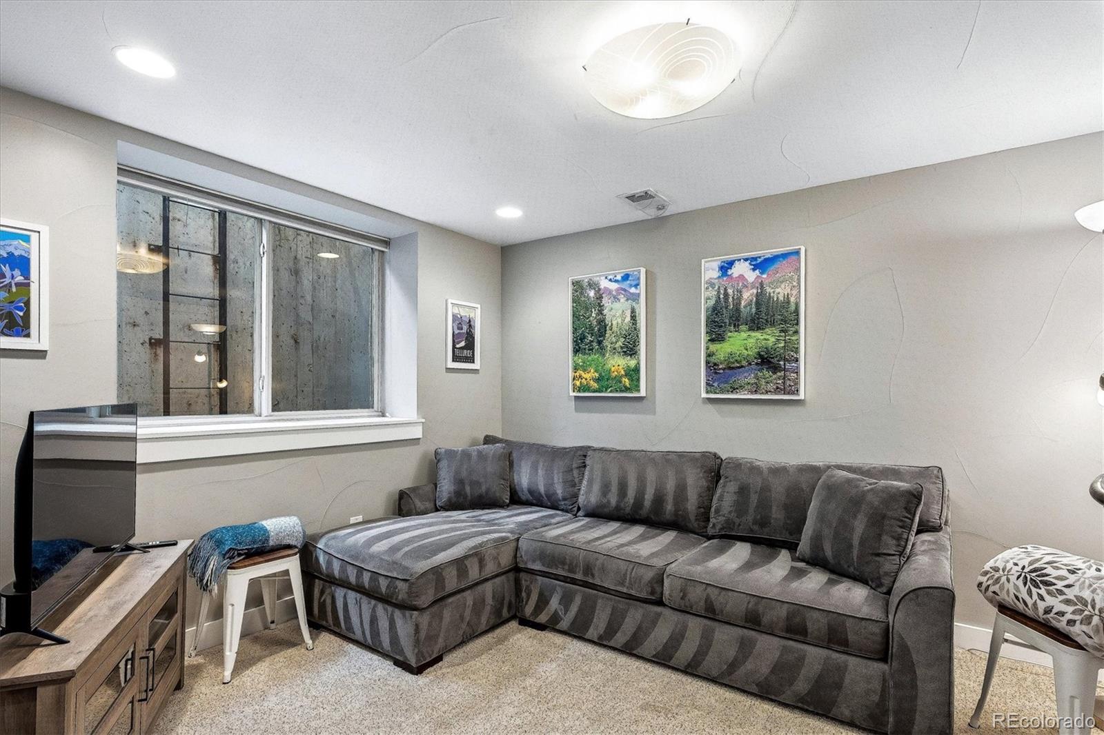 3823 W 39th Avenue Denver CO 80211