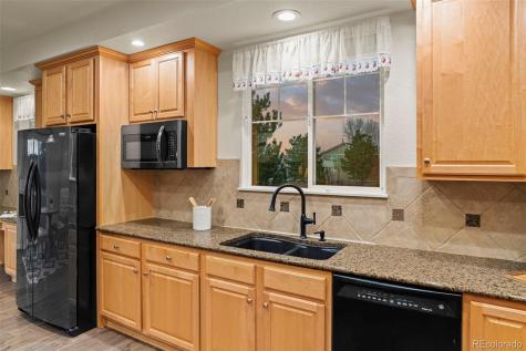 16893 E Lake Place Aurora CO 80016