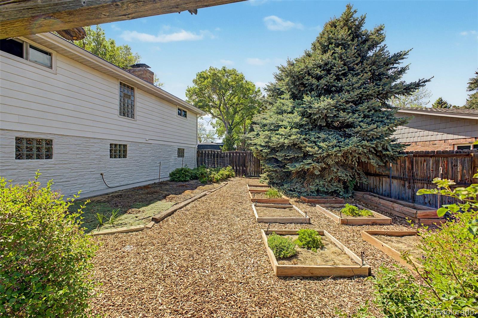 99 S Holland Street Lakewood CO 80226