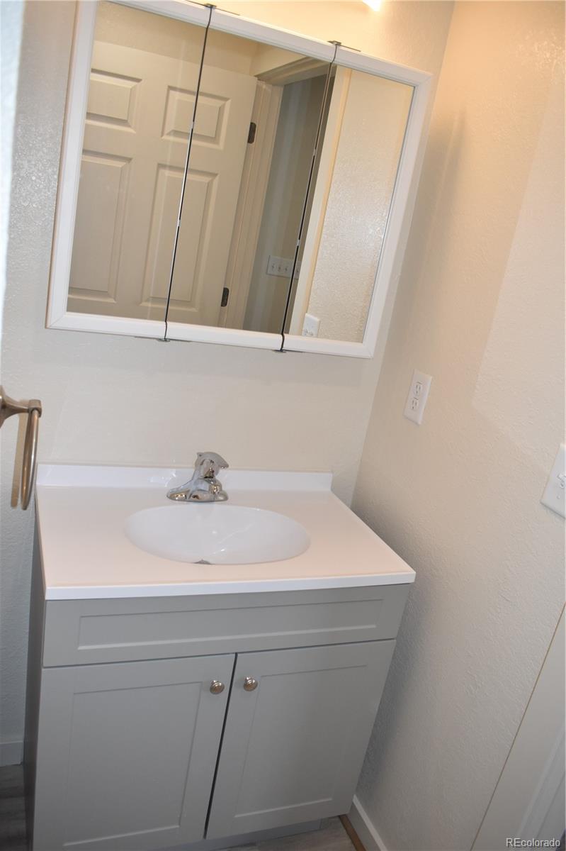 805 Raton Avenue La Junta CO 81050