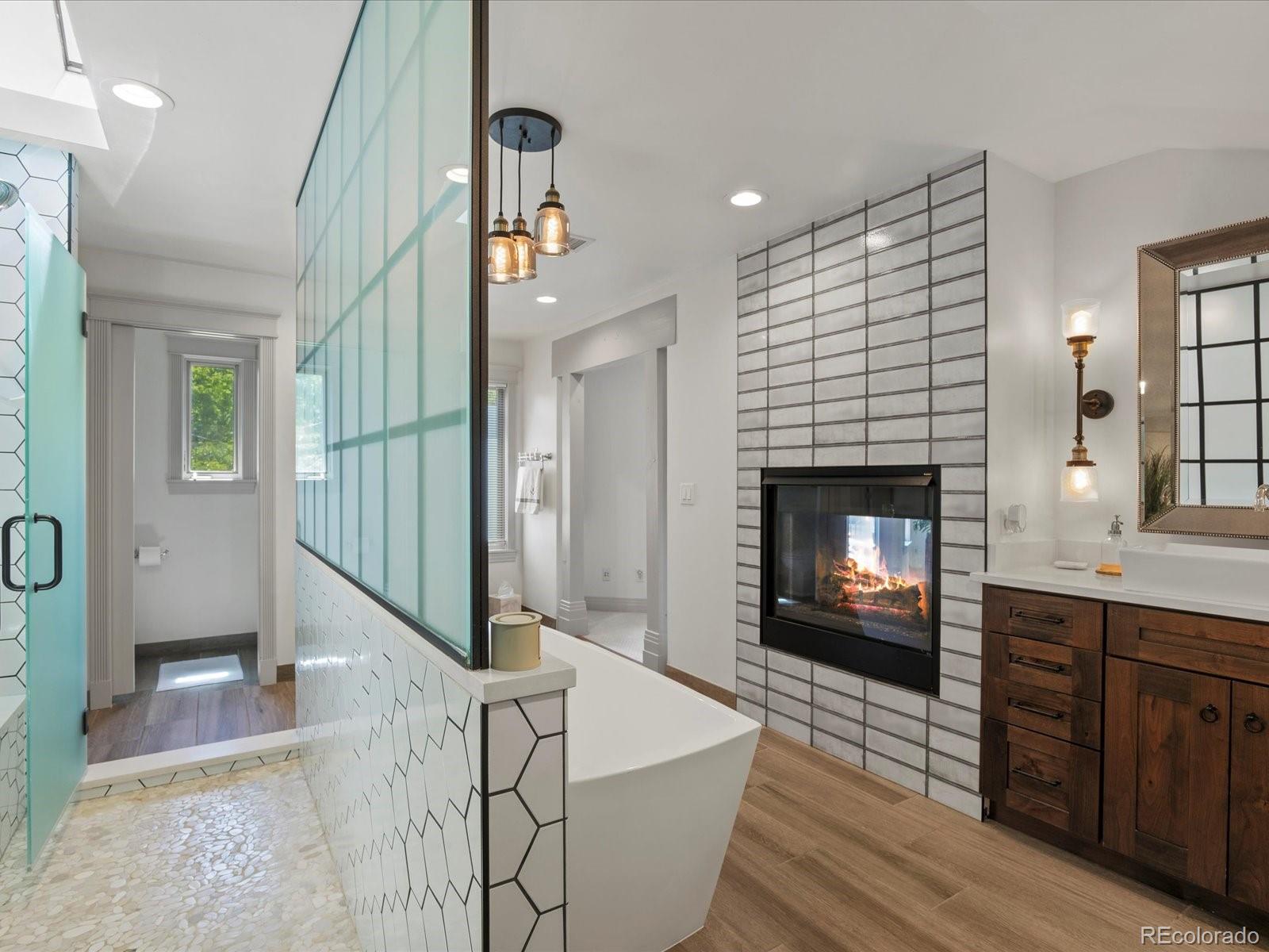 718 Locust Street Denver CO 80220