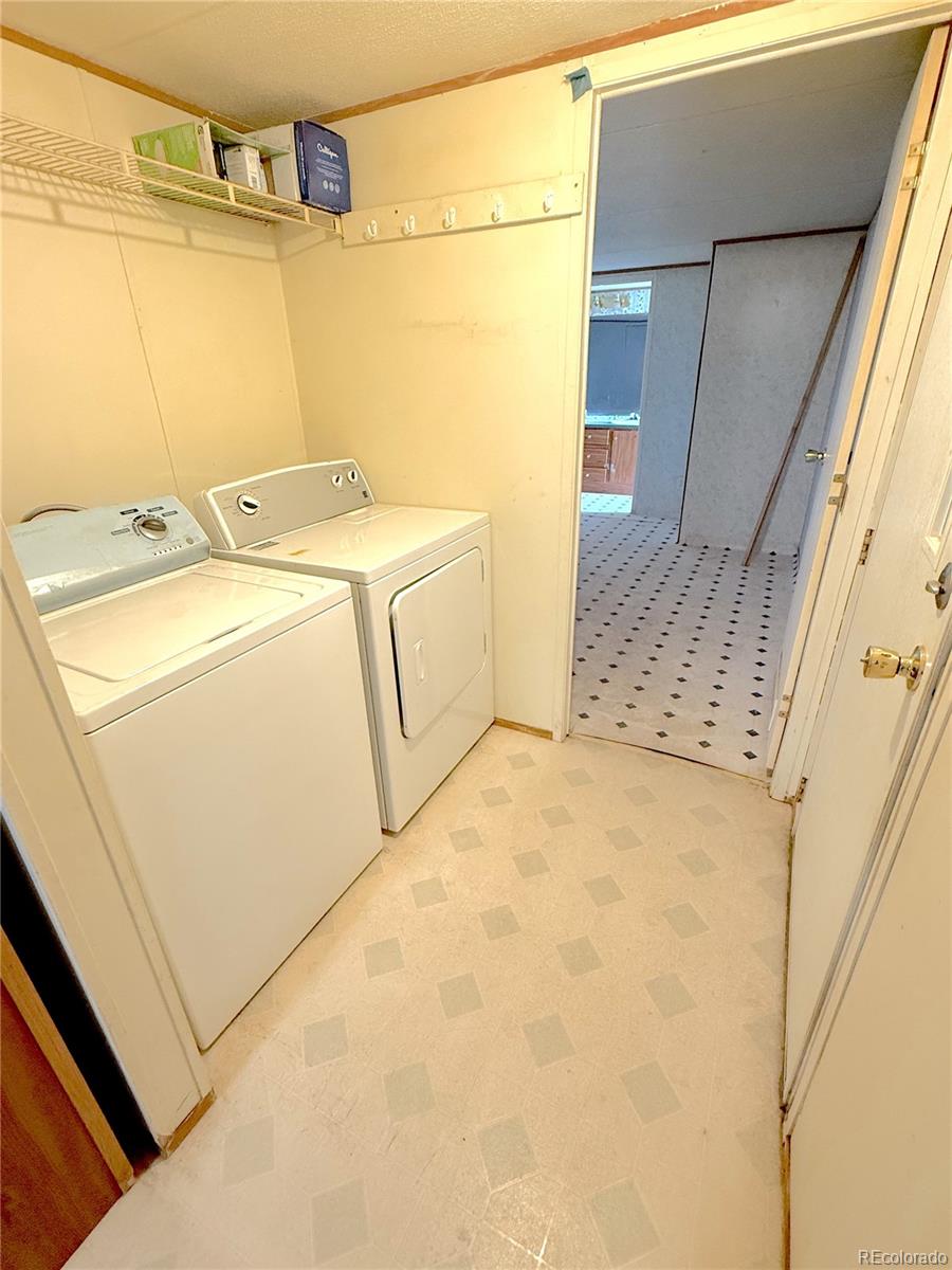 10850 County Road 45 Center CO 81125