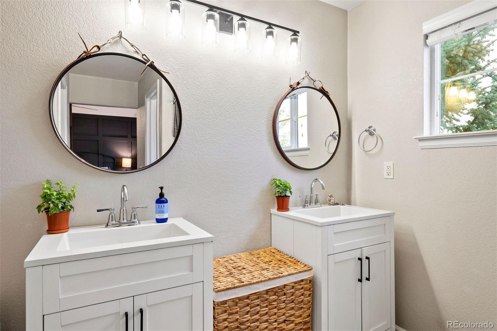18080 E Orchard Place Aurora CO 80016