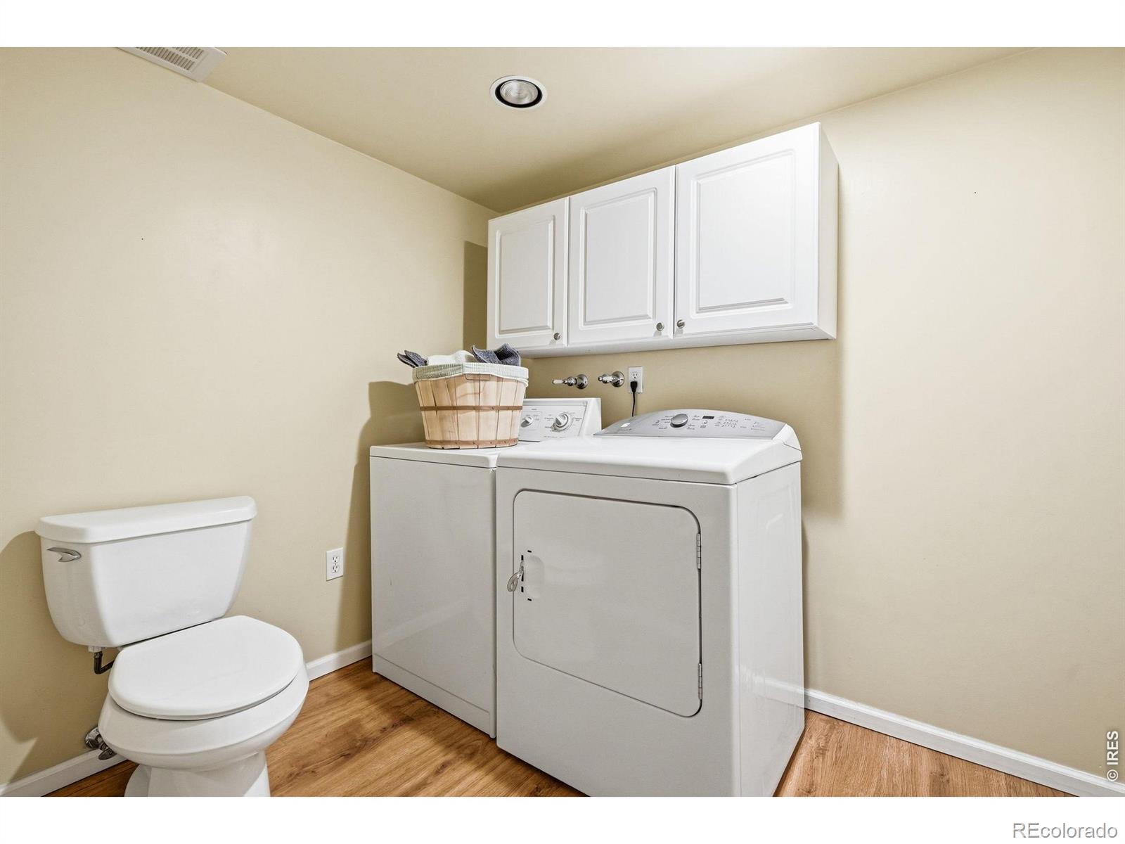 1271 Bellaire Street Broomfield CO 80020
