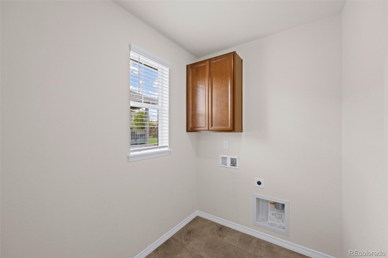 8157 S Jackson Gap Street Aurora CO 80016