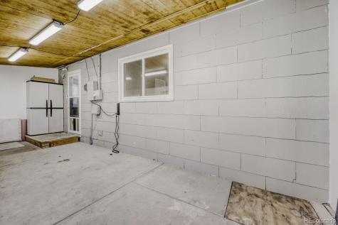 740 Newark Street Aurora CO 80010