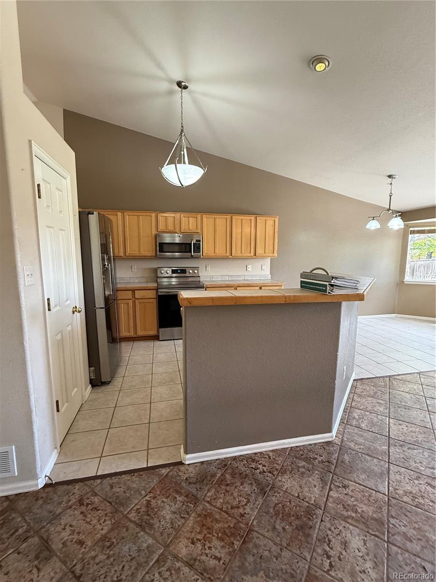 4788 Falcon Drive Longmont CO 80504
