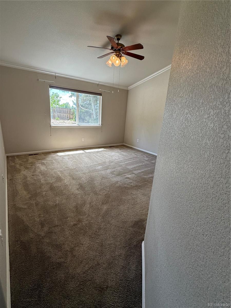 4788 Falcon Drive Longmont CO 80504