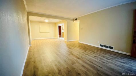 903 Quentin Street Aurora CO 80011
