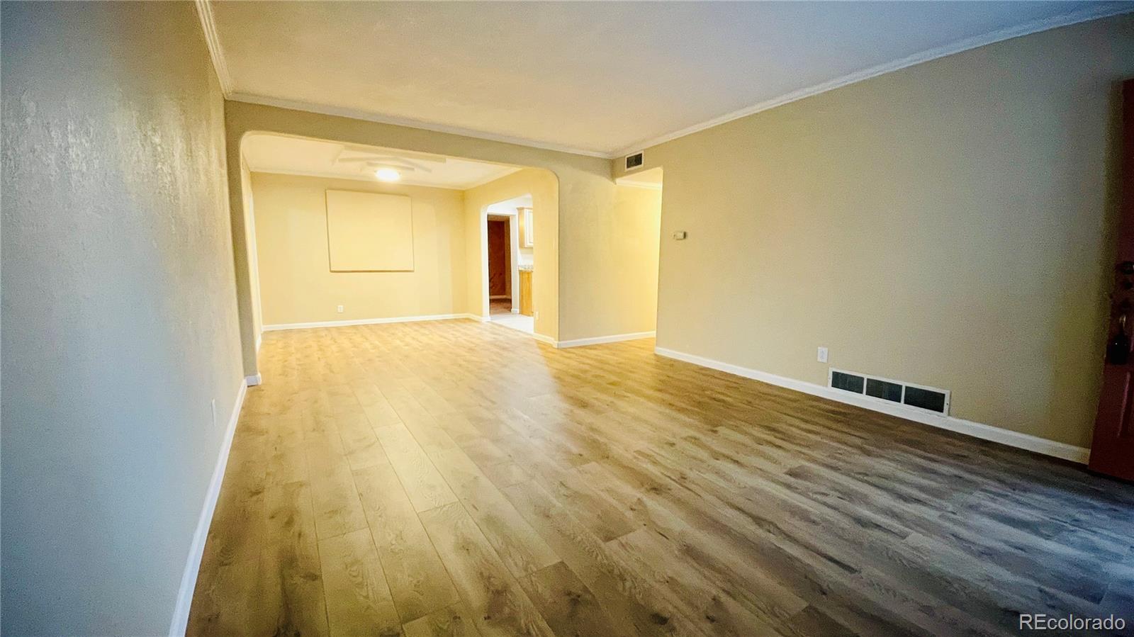 903 Quentin Street Aurora CO 80011