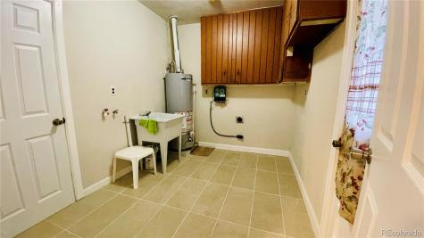 903 Quentin Street Aurora CO 80011