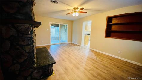 903 Quentin Street Aurora CO 80011