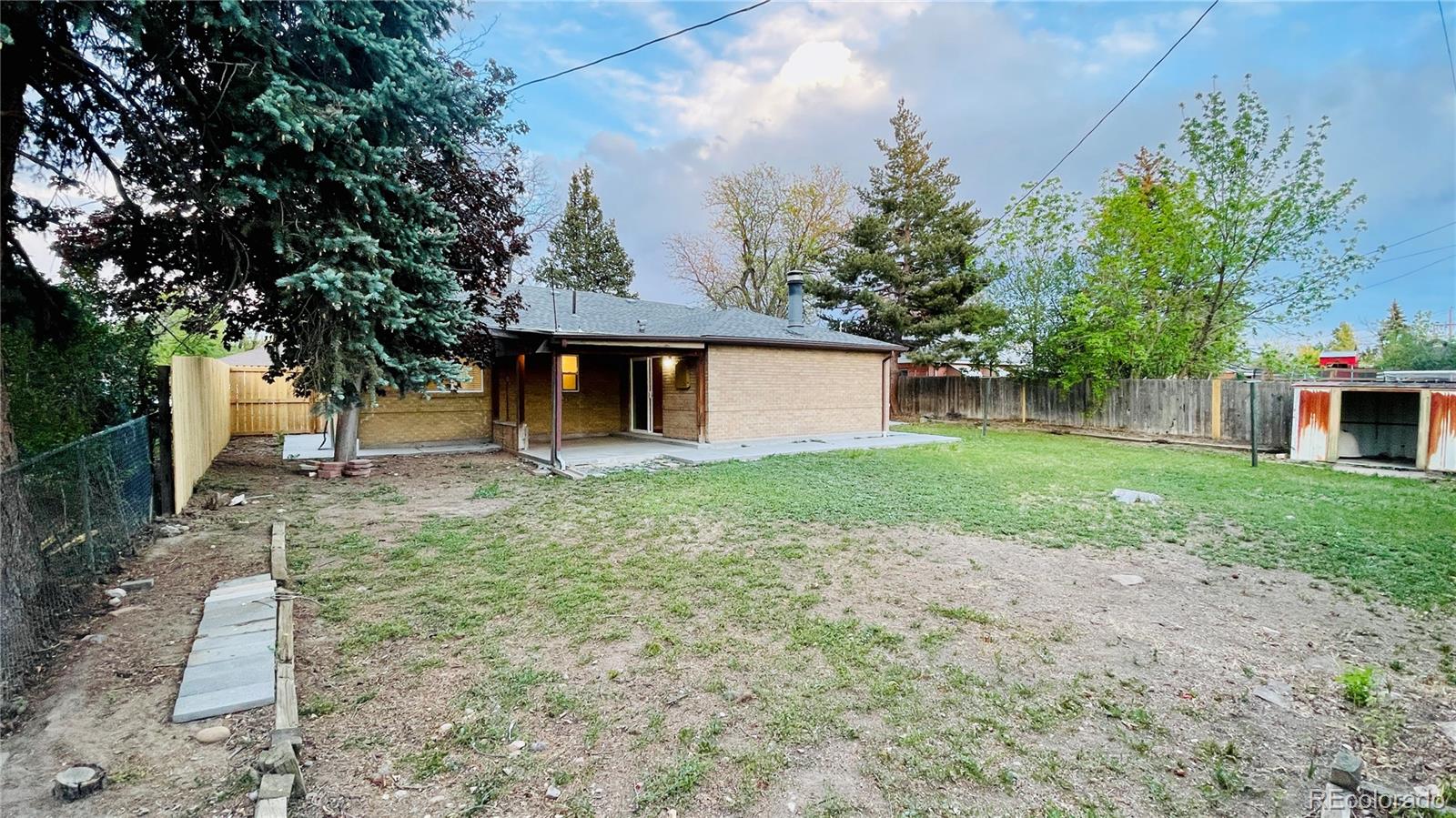 903 Quentin Street Aurora CO 80011