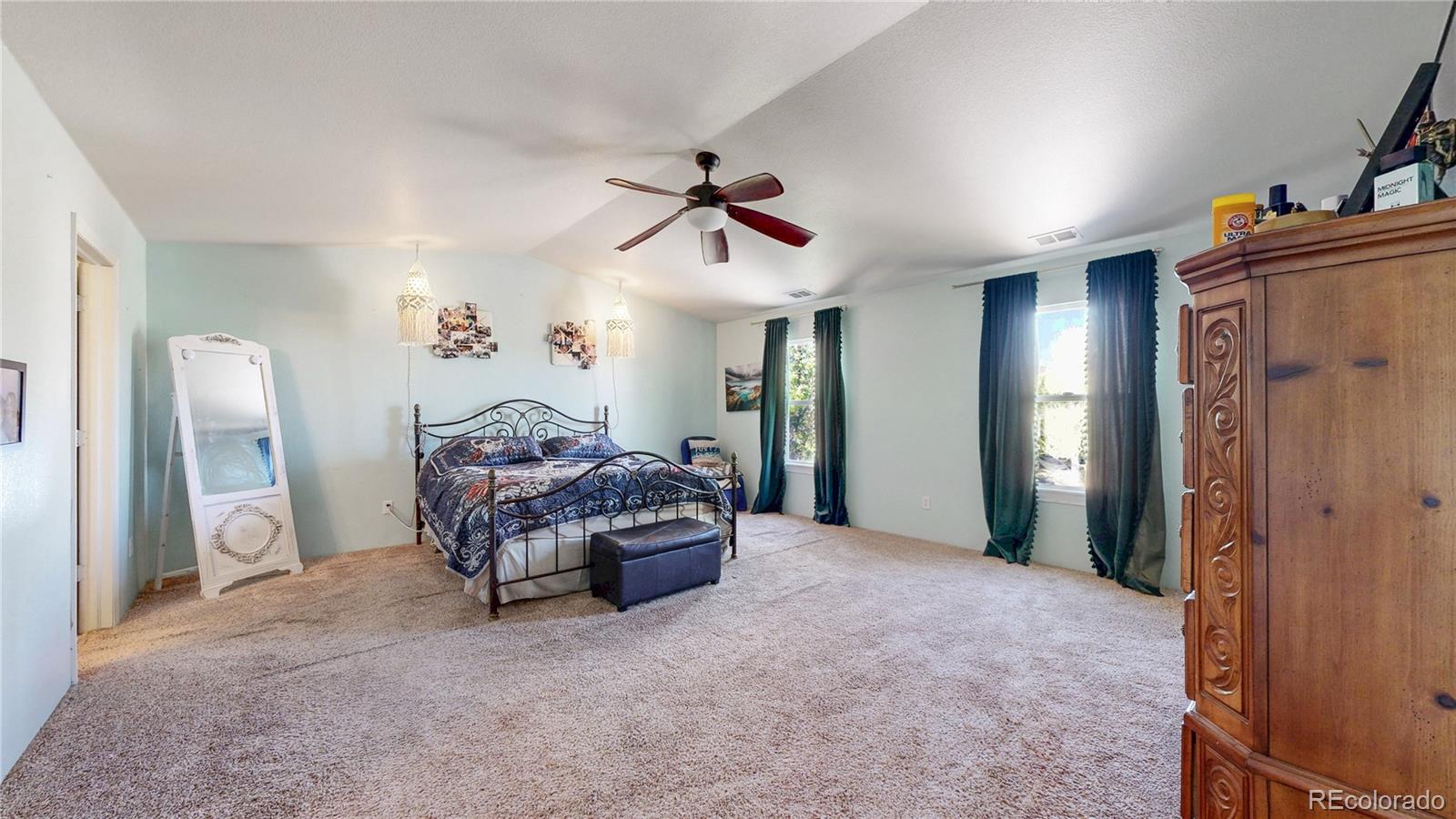 13771 Wrangler Way Mead CO 80542