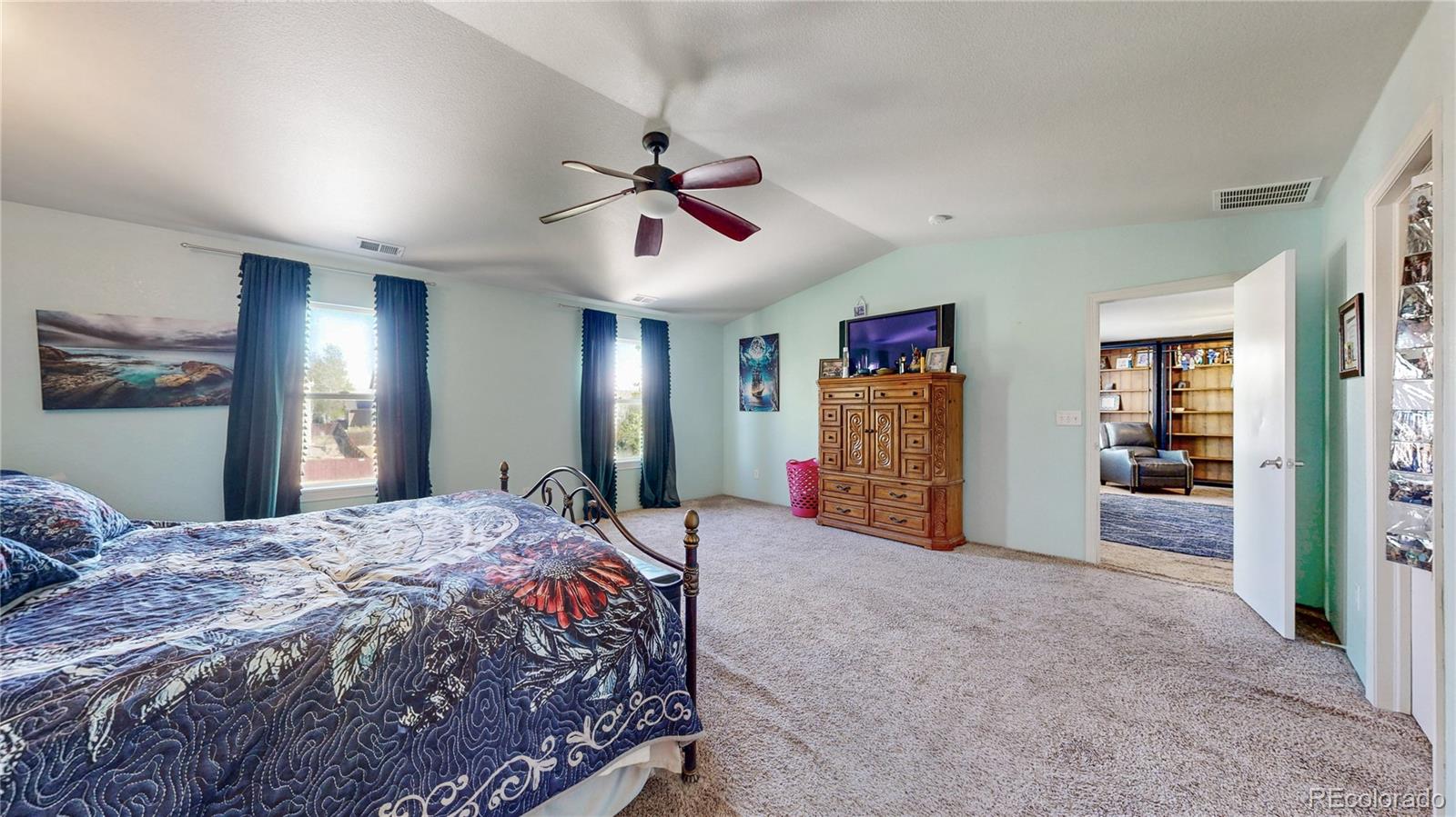 13771 Wrangler Way Mead CO 80542