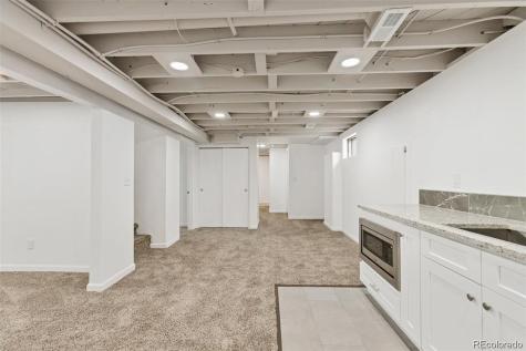 3090 Worchester Street Aurora CO 80011