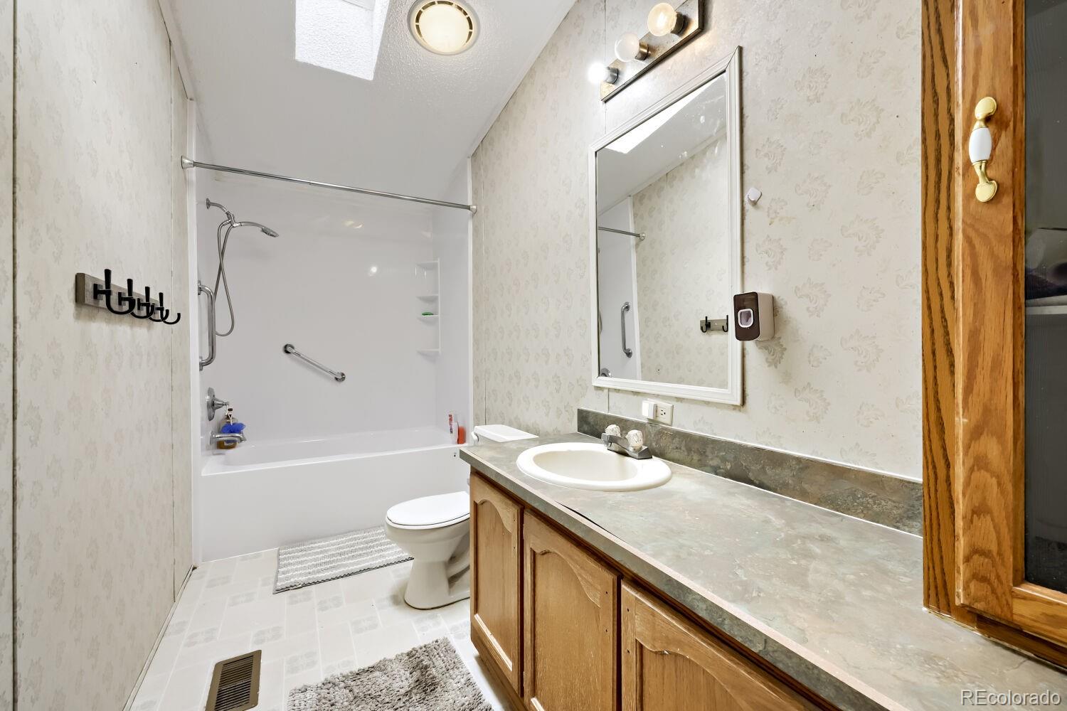 1460 W 78th Circle Denver CO 80221