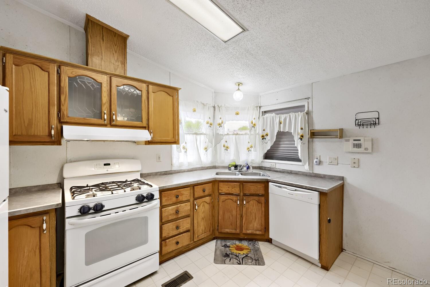 1460 W 78th Circle Denver CO 80221