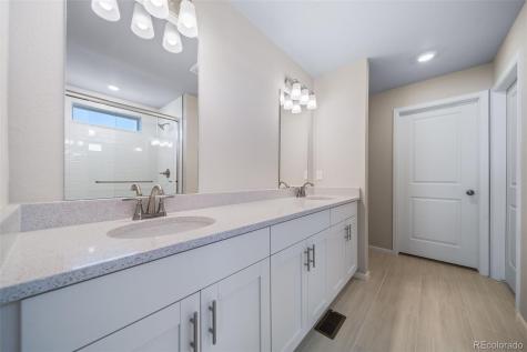 22382 E 38th Place Aurora CO 80019