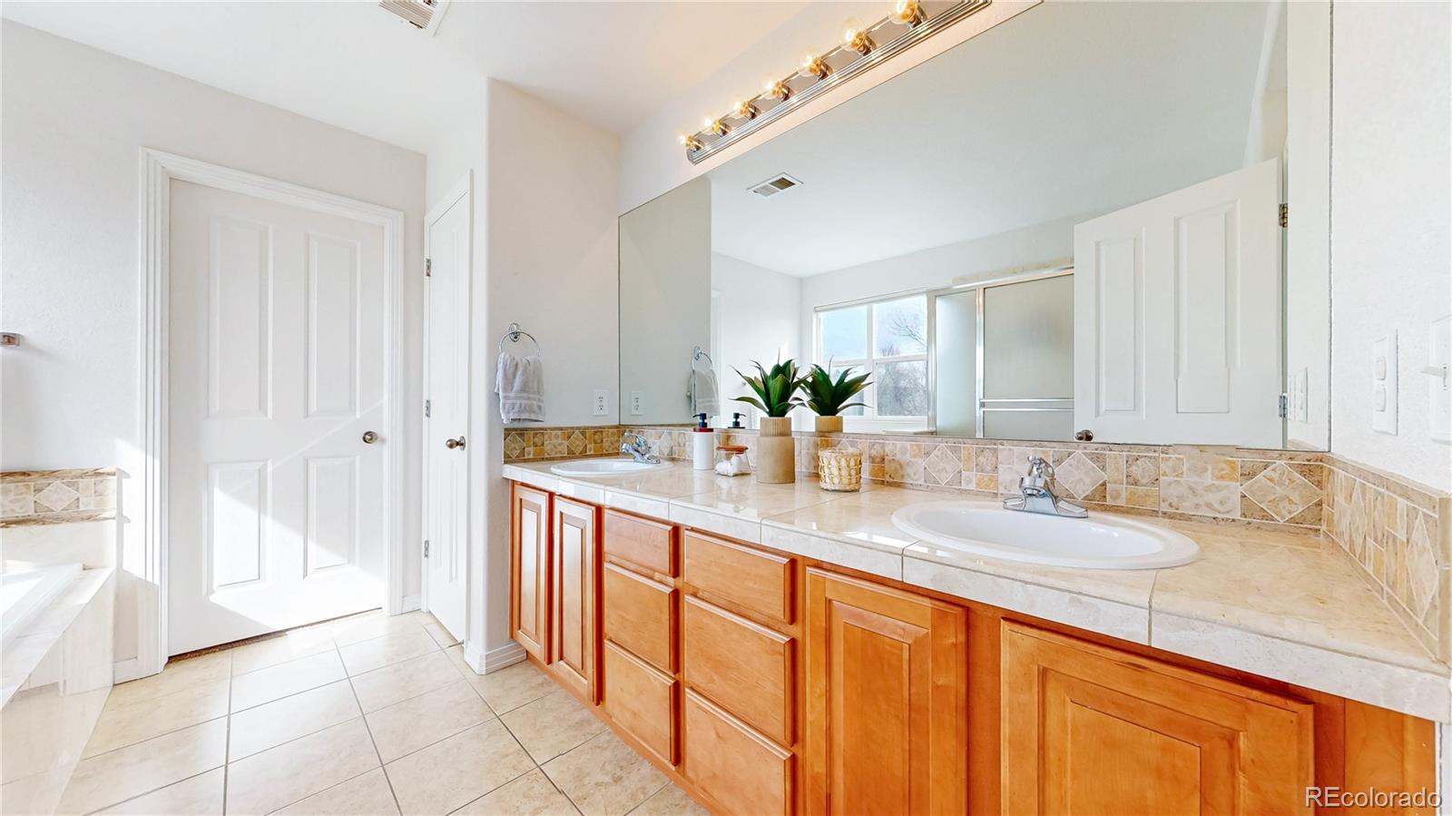 2628 Bay Point Lane Broomfield CO 80023