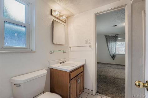 1072 Racine Street Aurora CO 80011