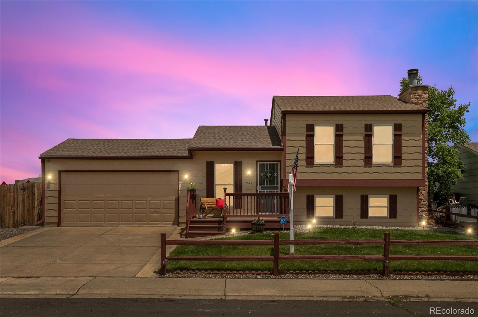 1692 Halifax Way Aurora CO 80011