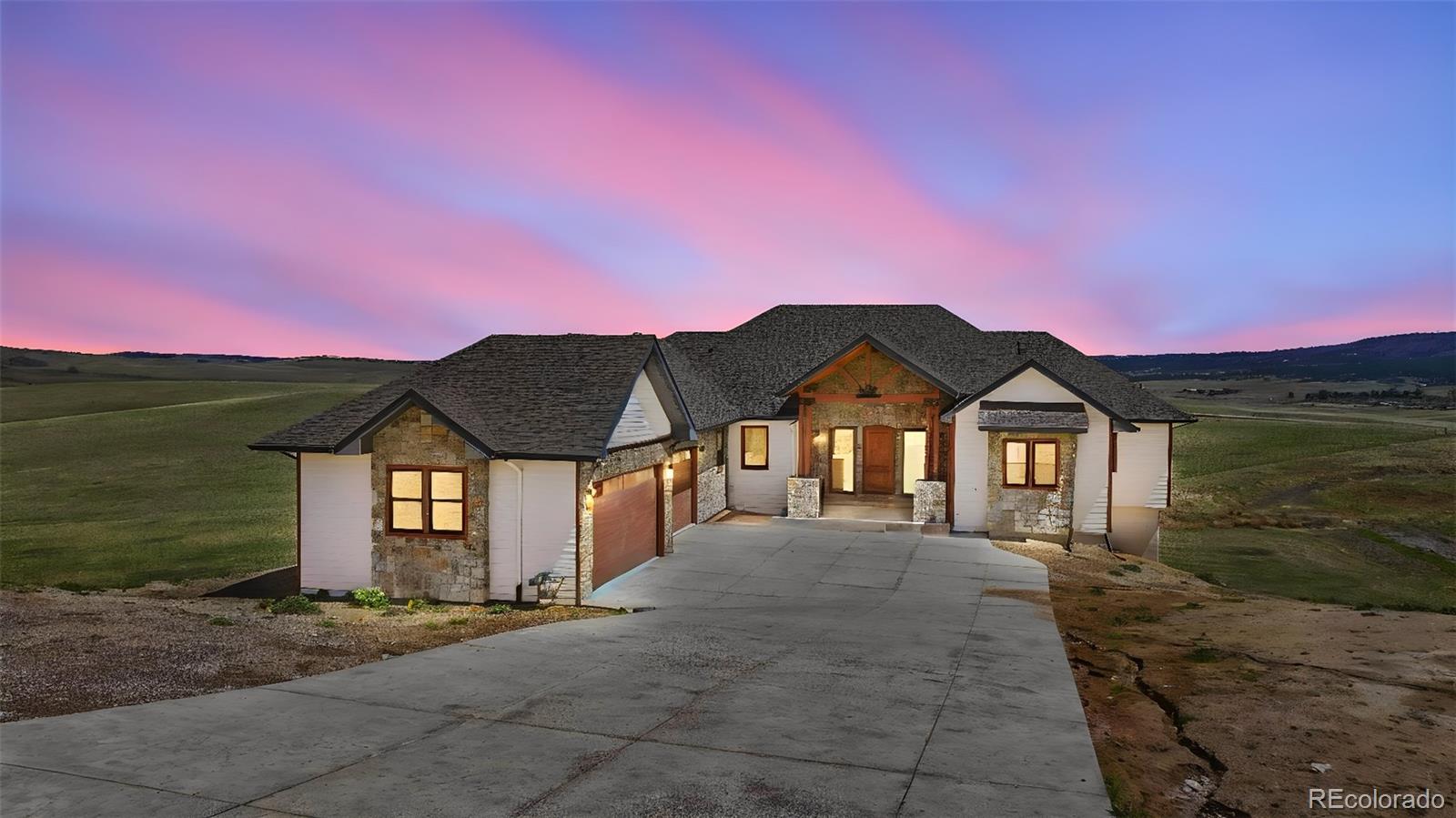5320 Dual Rey Point Sedalia CO 80135