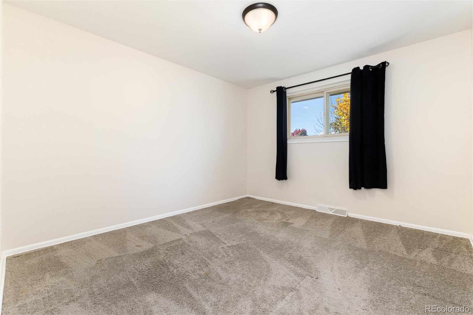 1157 S Everett Street Lakewood CO 80232