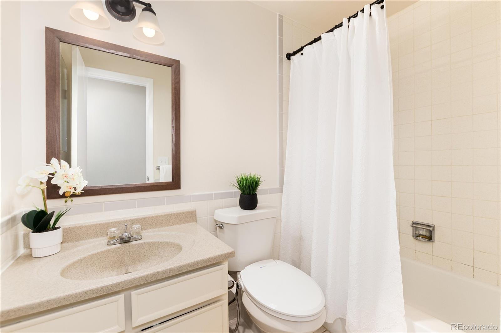 1157 S Everett Street Lakewood CO 80232