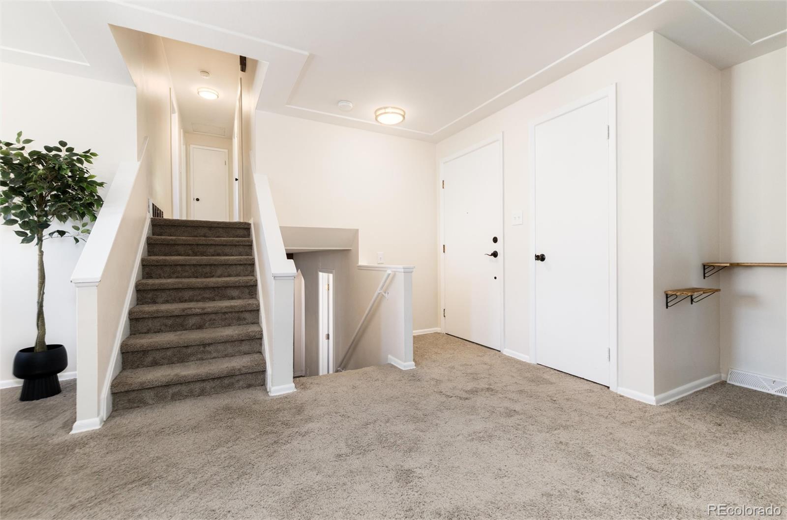 1157 S Everett Street Lakewood CO 80232