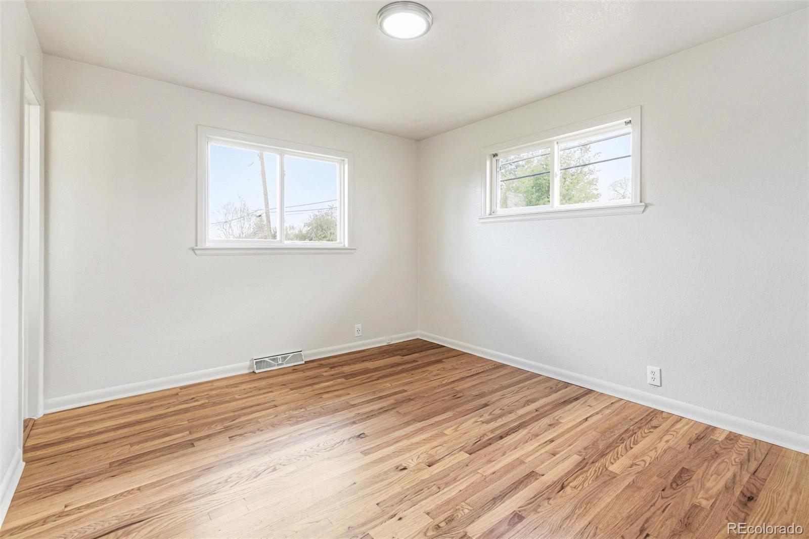 5494 S Knox Court Littleton CO 80123