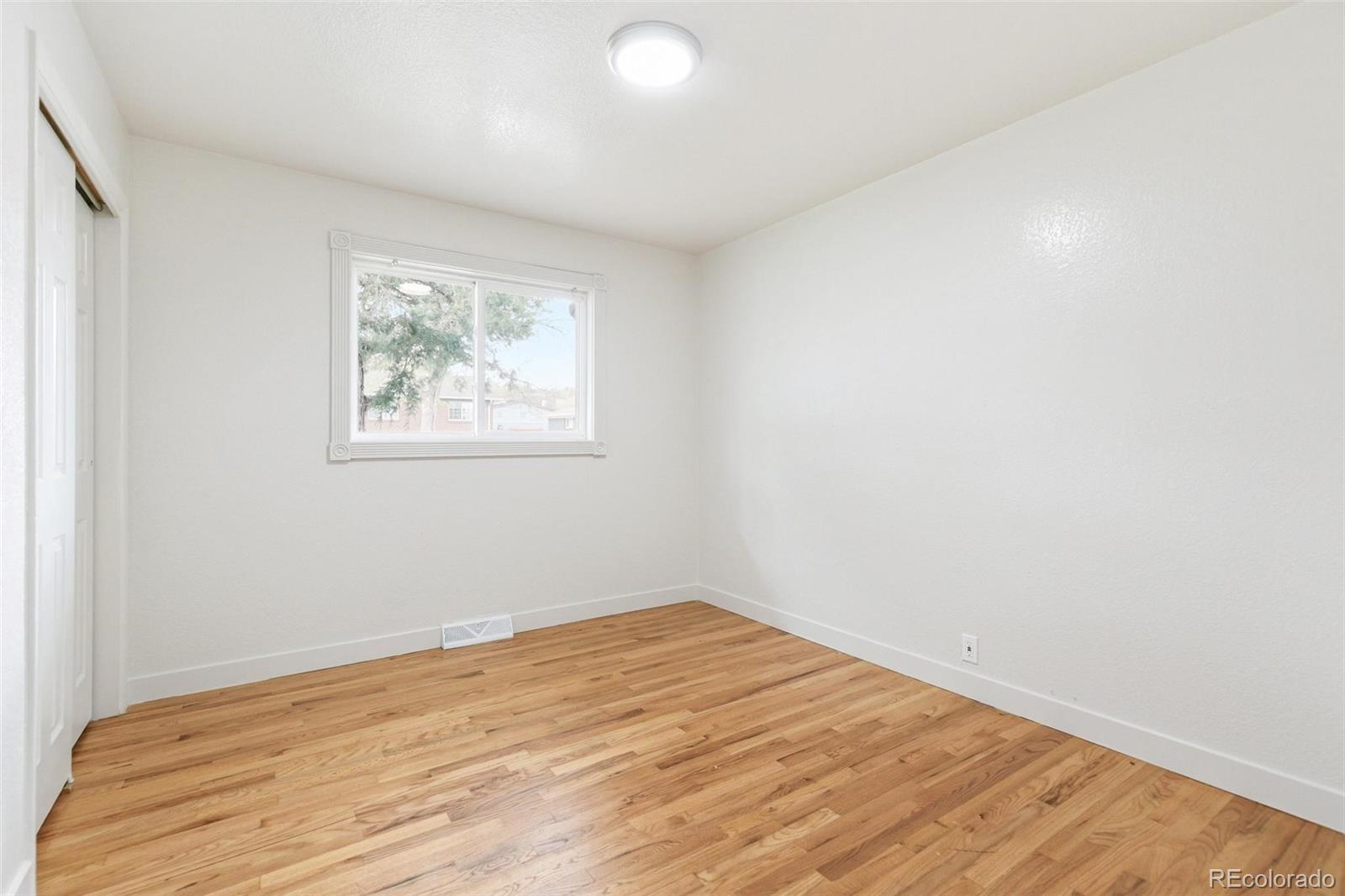 5494 S Knox Court Littleton CO 80123