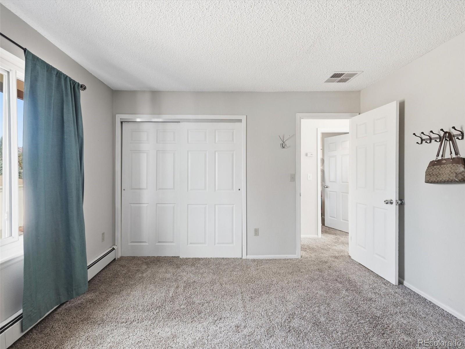 892 S Rifle Way Aurora CO 80017