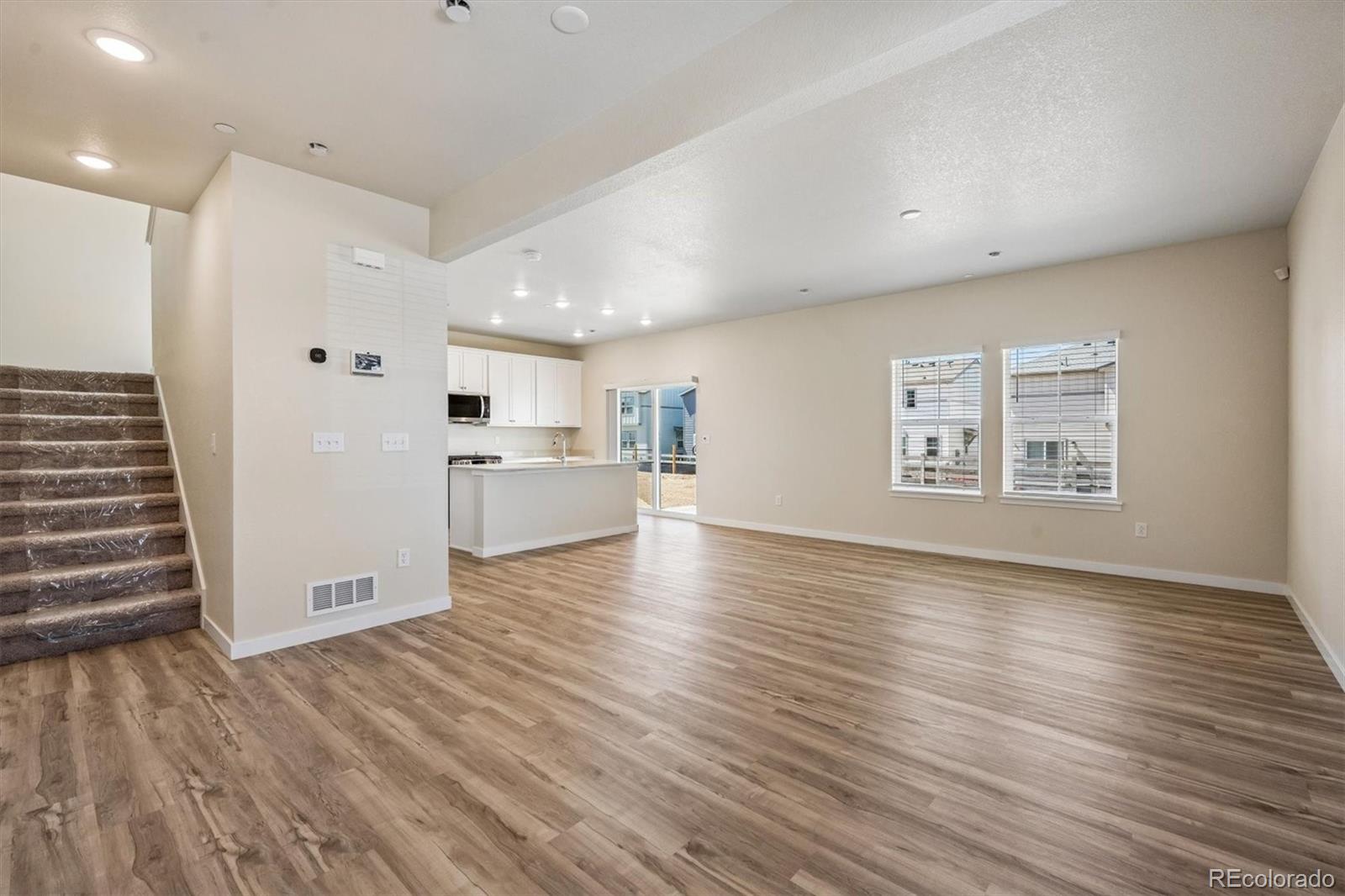 9423 Danube Street Commerce City CO 80022