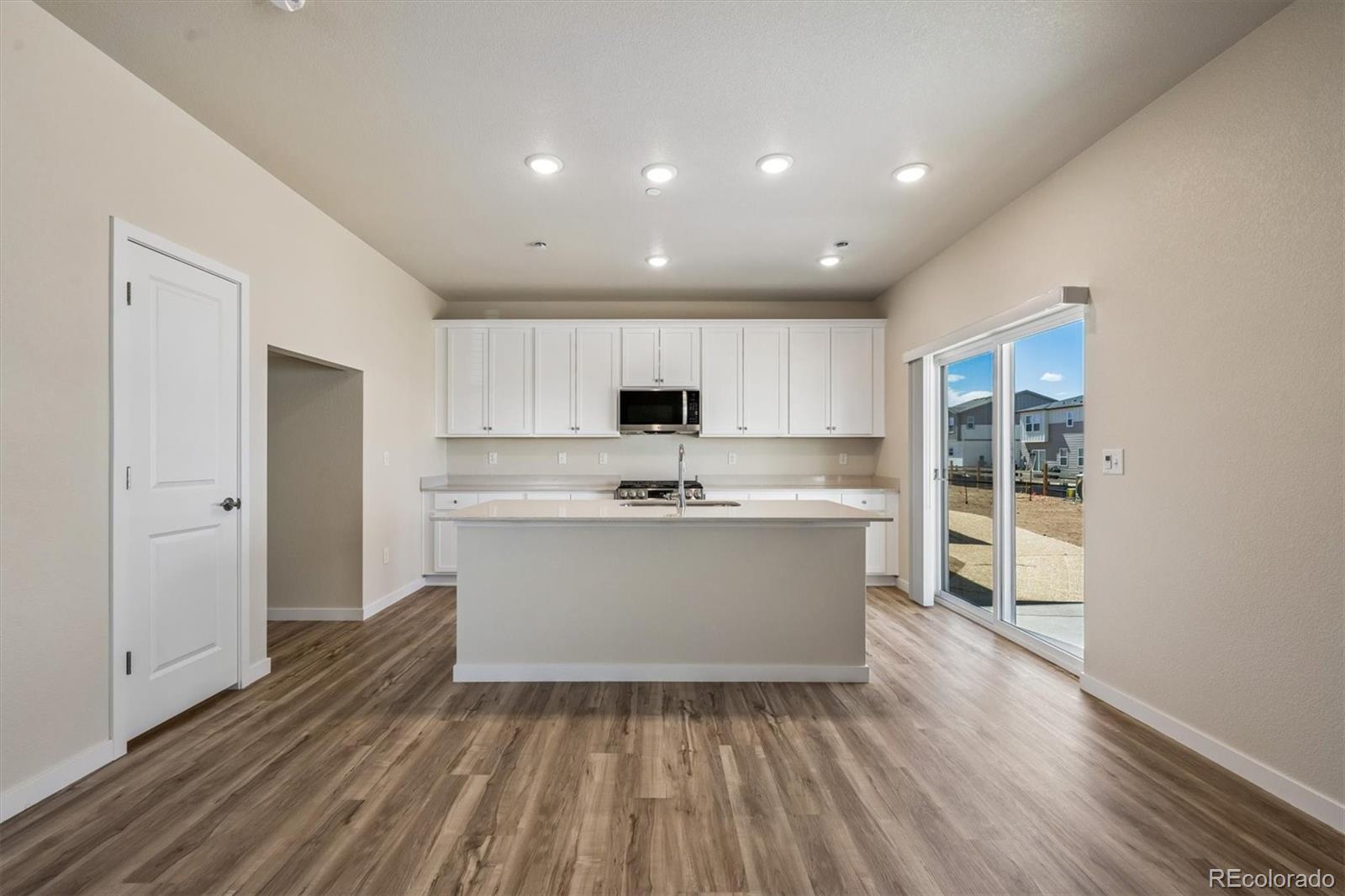 9423 Danube Street Commerce City CO 80022