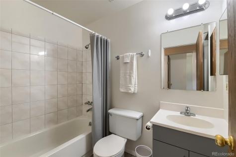 3911 S Ensenada Court Aurora CO 80013