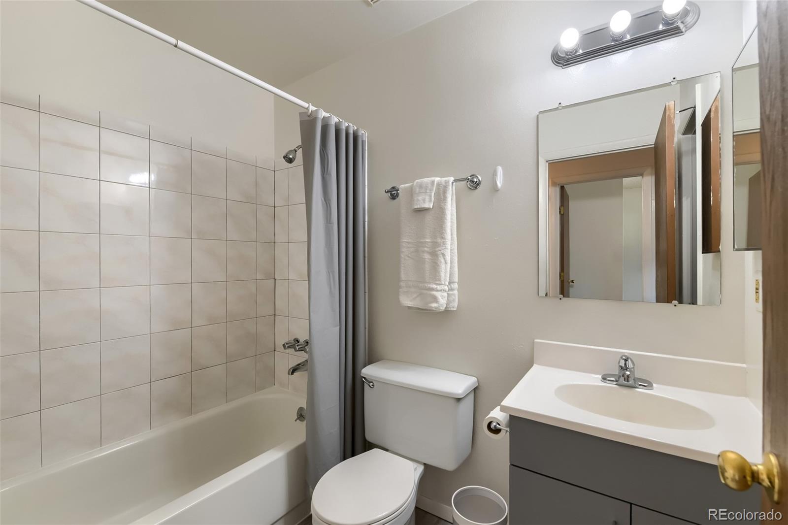 3911 S Ensenada Court Aurora CO 80013
