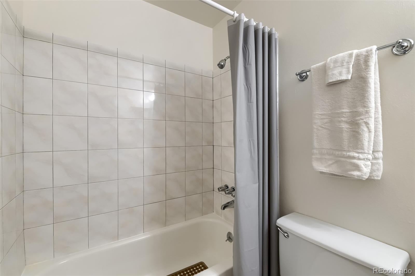 3911 S Ensenada Court Aurora CO 80013