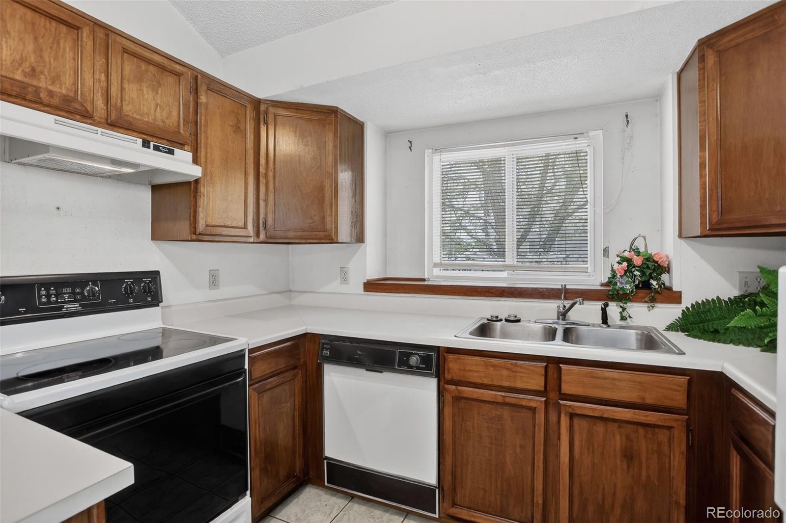 16314 E Exposition Drive Aurora CO 80017