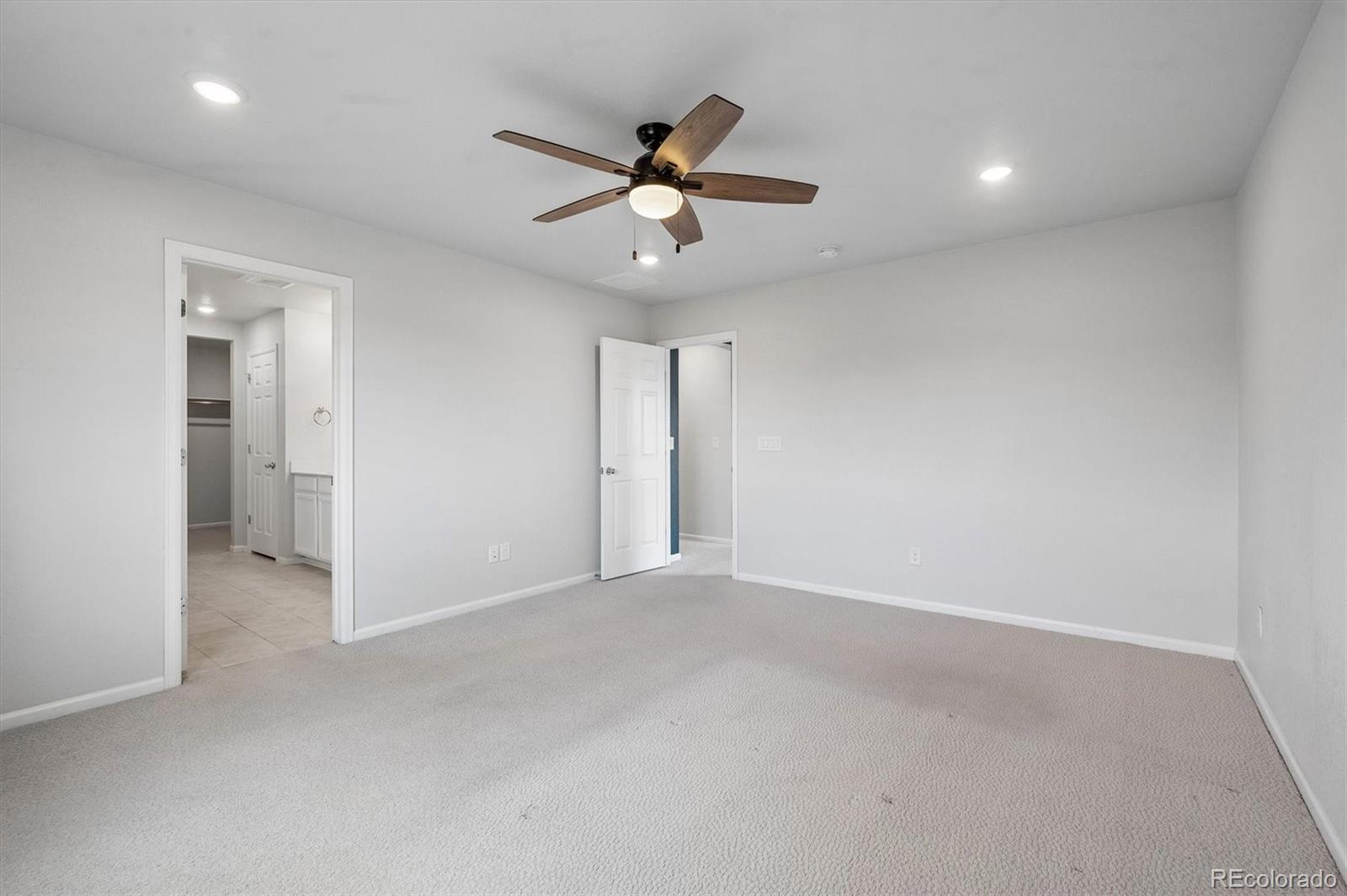 4126 S Netherland Circle Aurora CO 80013