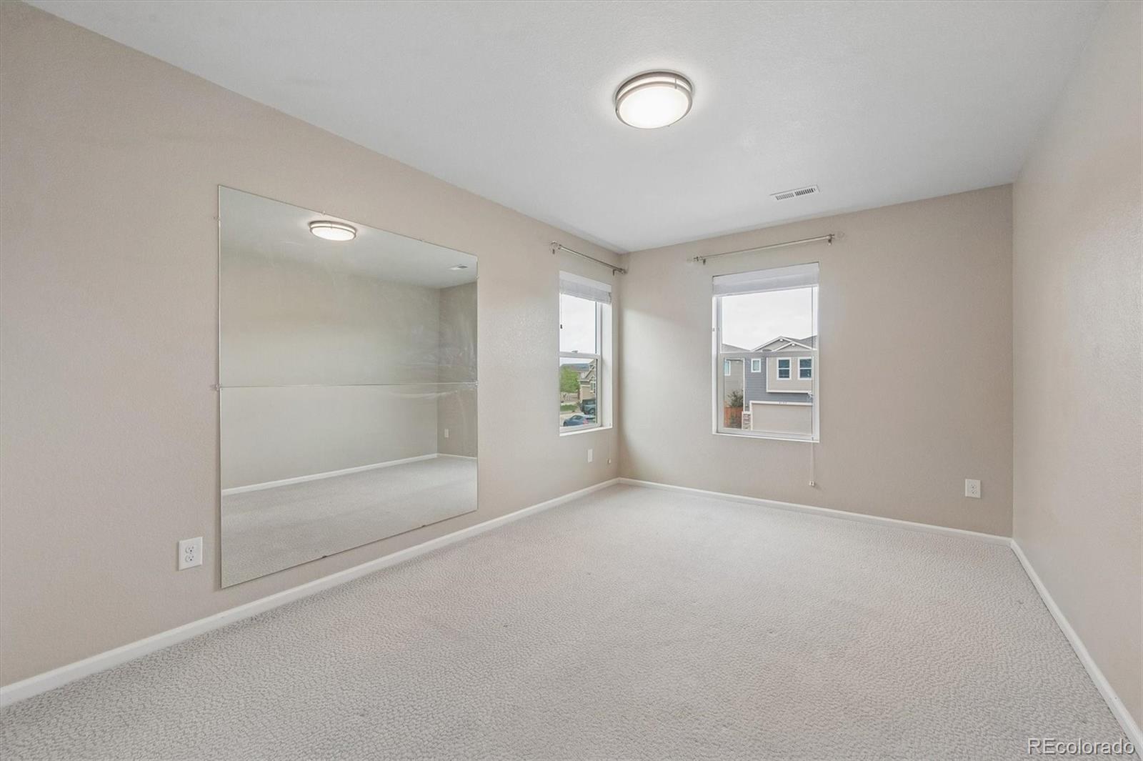 4126 S Netherland Circle Aurora CO 80013