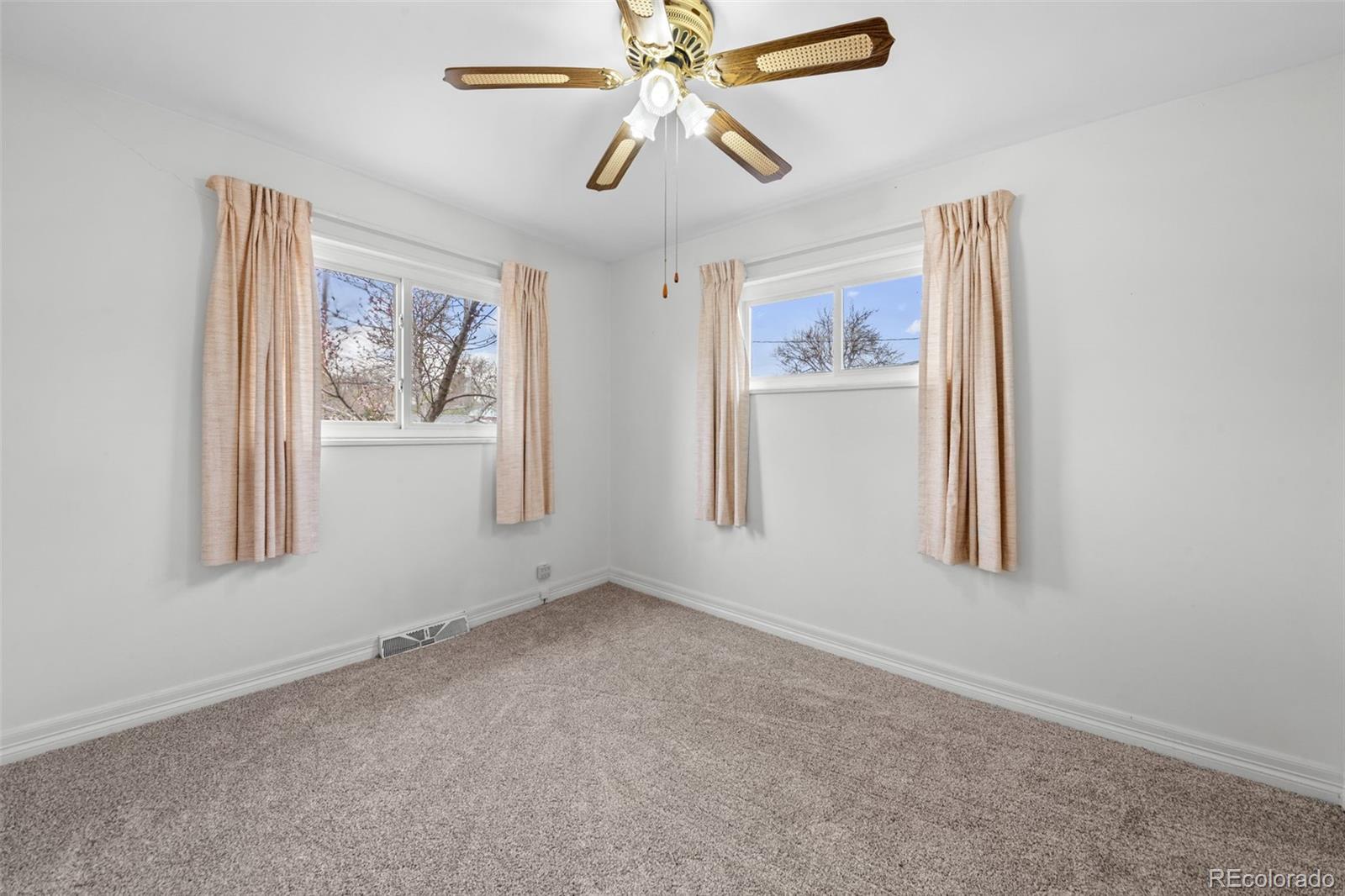 5037 S Grove Street Englewood CO 80110