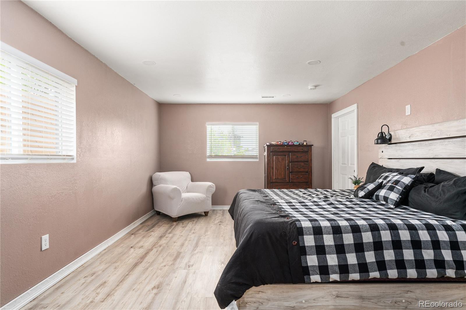 17020 E Easter Avenue Foxfield CO 80016