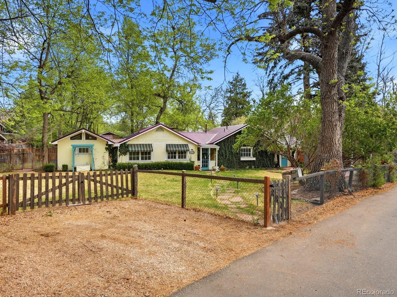 1602 Glen Bar Drive Lakewood CO 80215