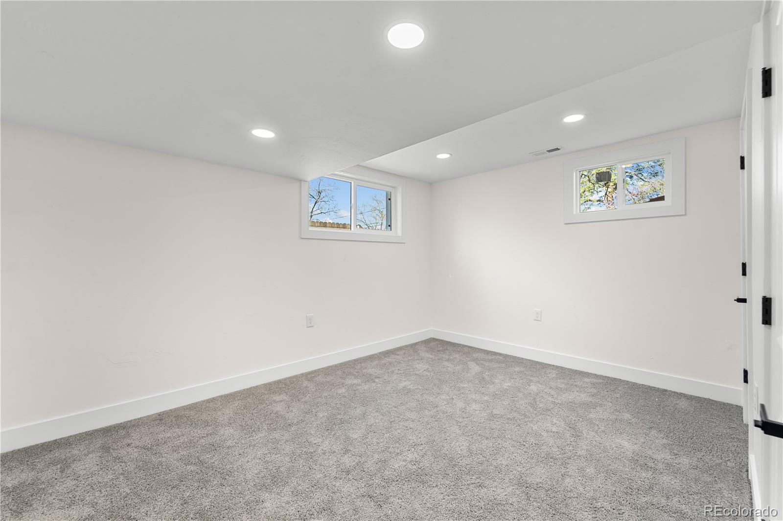 1843 S Urban Way Lakewood CO 80228