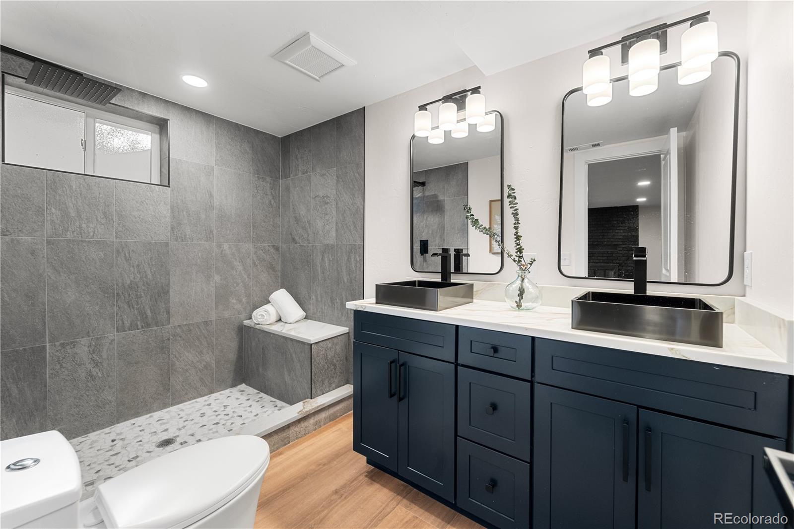 1843 S Urban Way Lakewood CO 80228