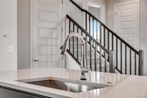 3314 N Haleyville Court Aurora CO 80019