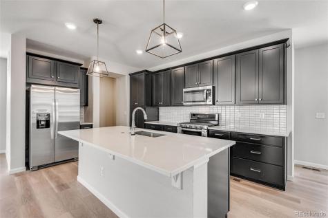 3314 N Haleyville Court Aurora CO 80019