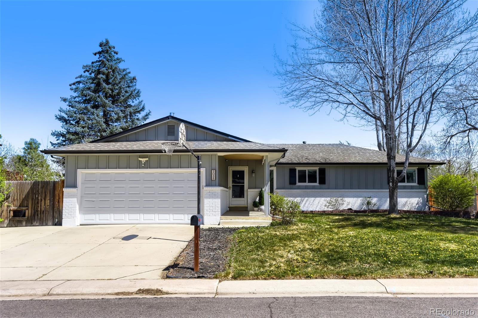 3038 S Akron Court Denver CO 80231
