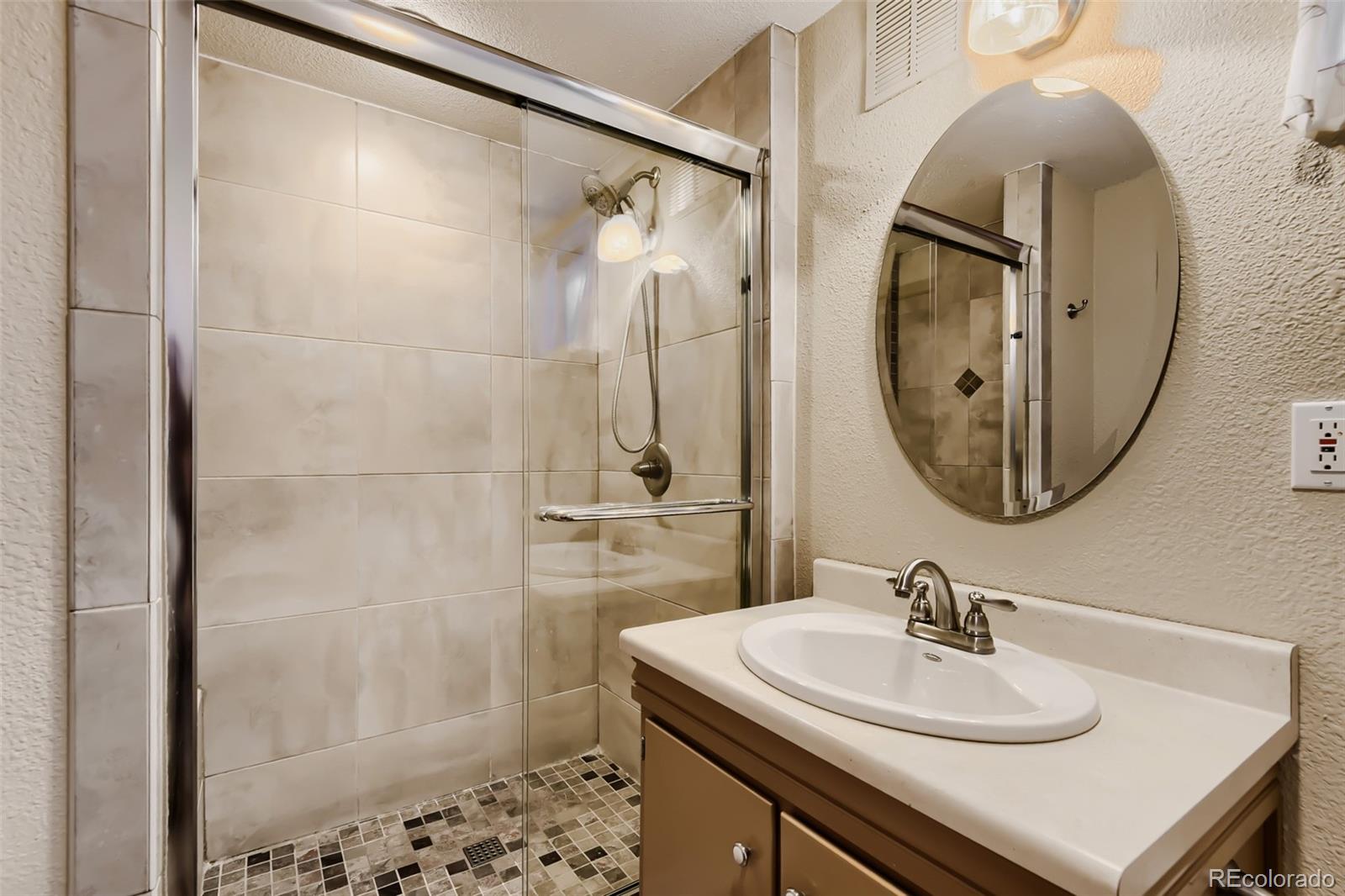 3038 S Akron Court Denver CO 80231